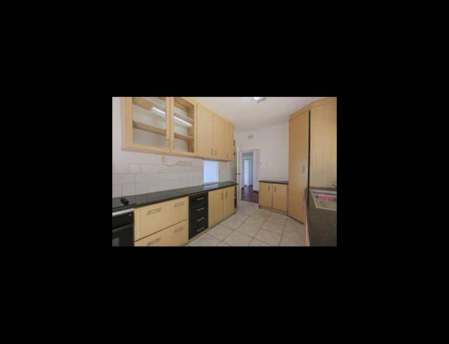 4 BEDROOM FREEHOLD FOR SALE IN ATHLONE PARK